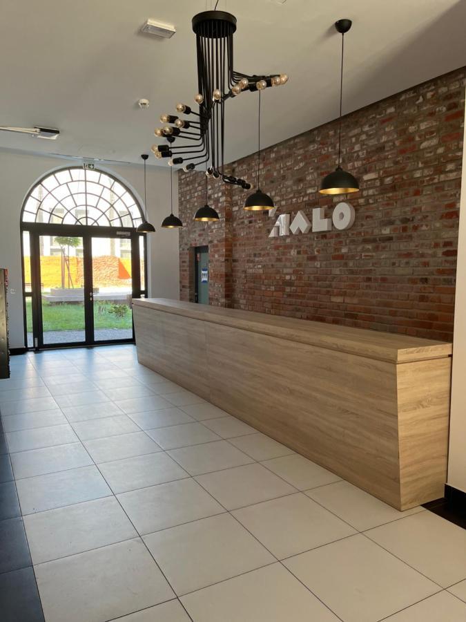 Halo Apartments Вроцлав Екстериор снимка